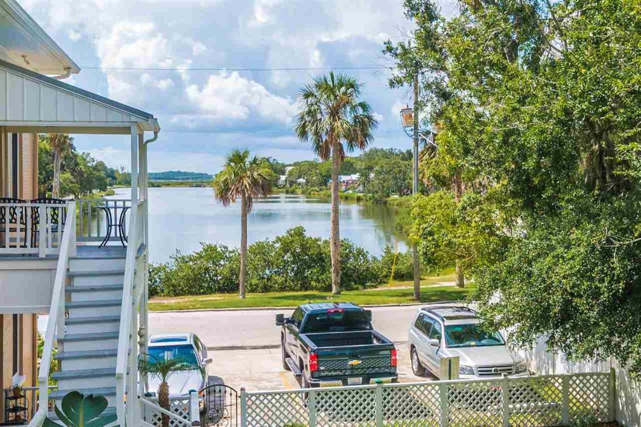 Cozy Quiet St Augustine Private Condo - 2Bed, 1 Bath, Sleeps 6, Steps To Historic St Augustine Center & All Tourist Attractions, Restaurants, Cafes, Backyard, Porch Сент Августин Екстериор снимка
